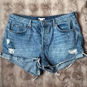 Denim shorts, H&M, size 16